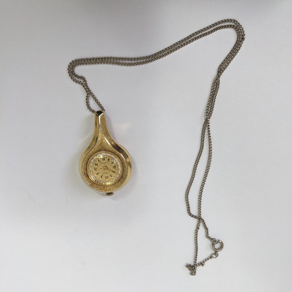 Vintage Midcentury Wind Up Gold Pendant Watch